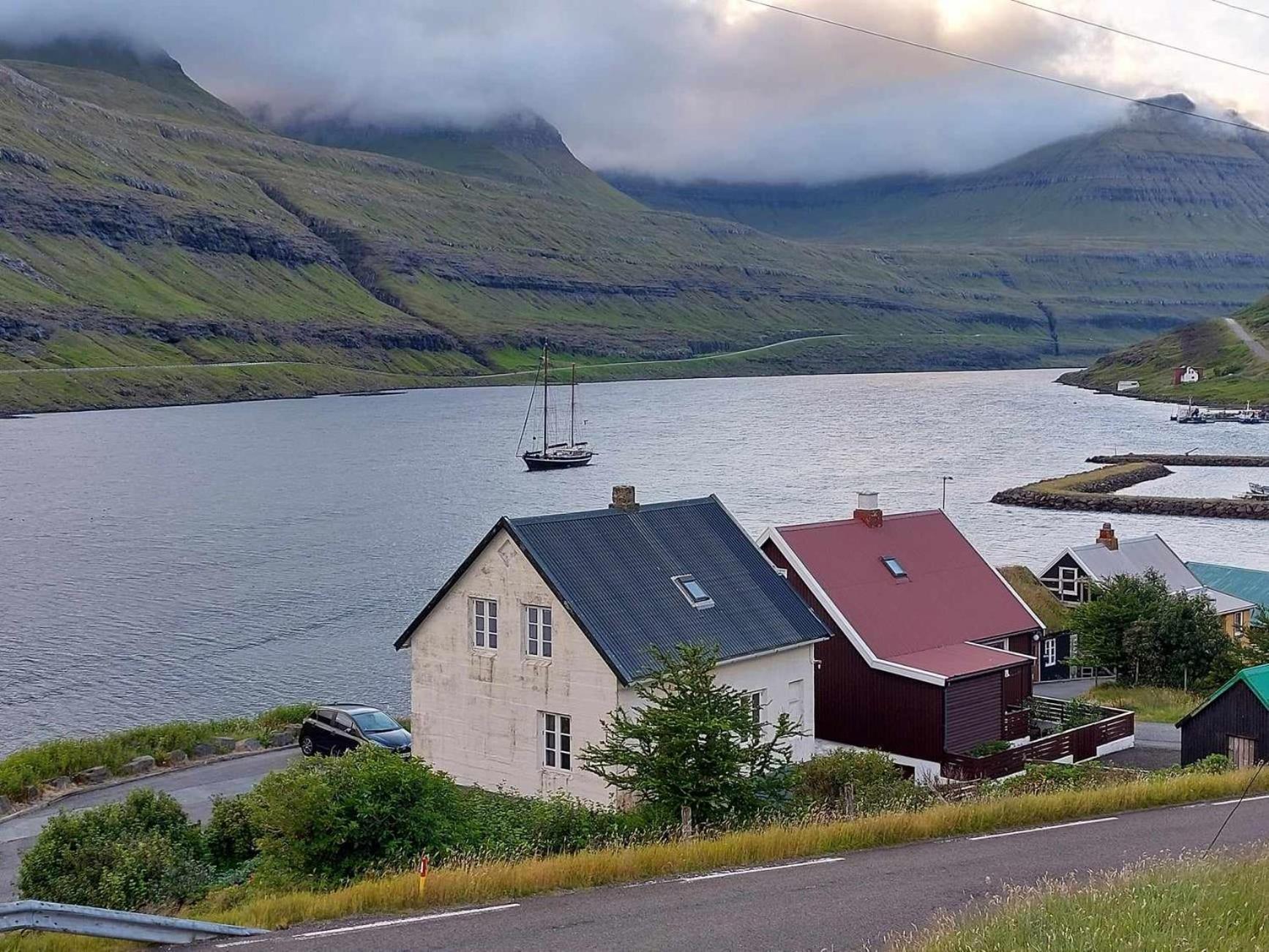 Fjord Guesthouse Funningsfjordur Exteriér fotografie